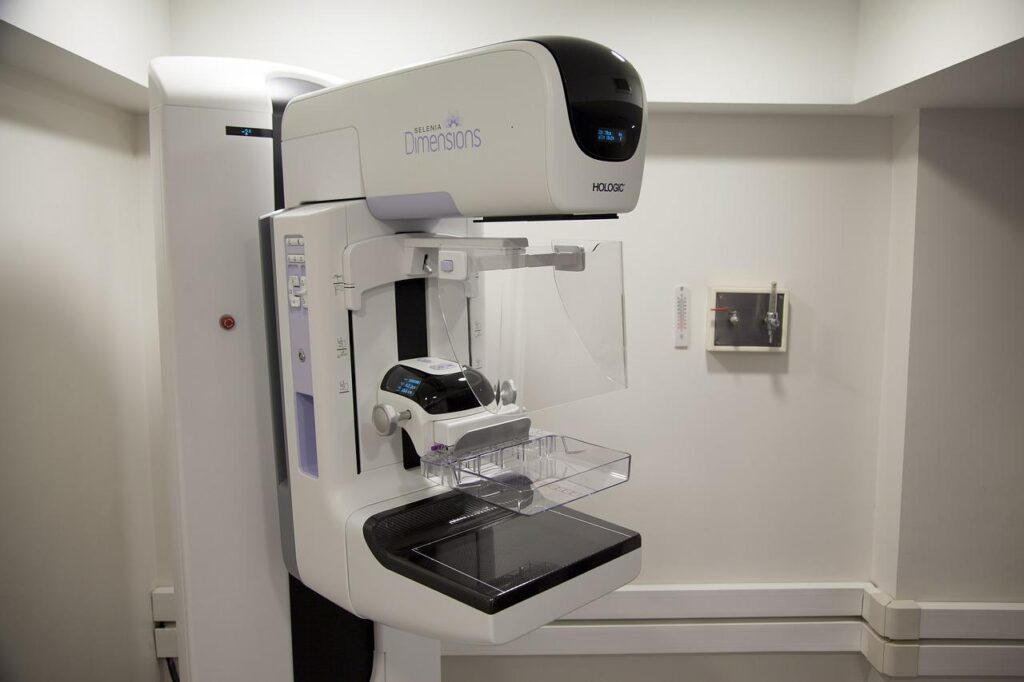 mammography, health, mammogram machine.jpg